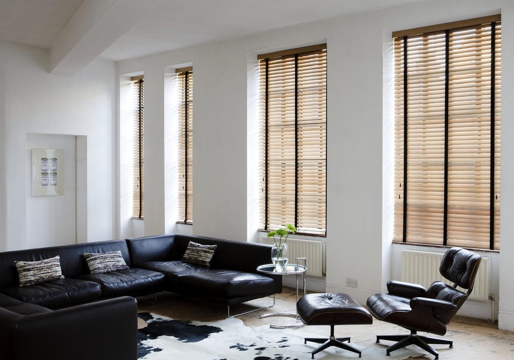 wooden+venetian+blinds+with+tapes
